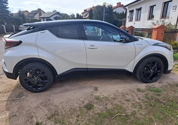 Toyota C-HR cena 89900 przebieg: 85000, rok produkcji 2019 z Gniezno małe 37